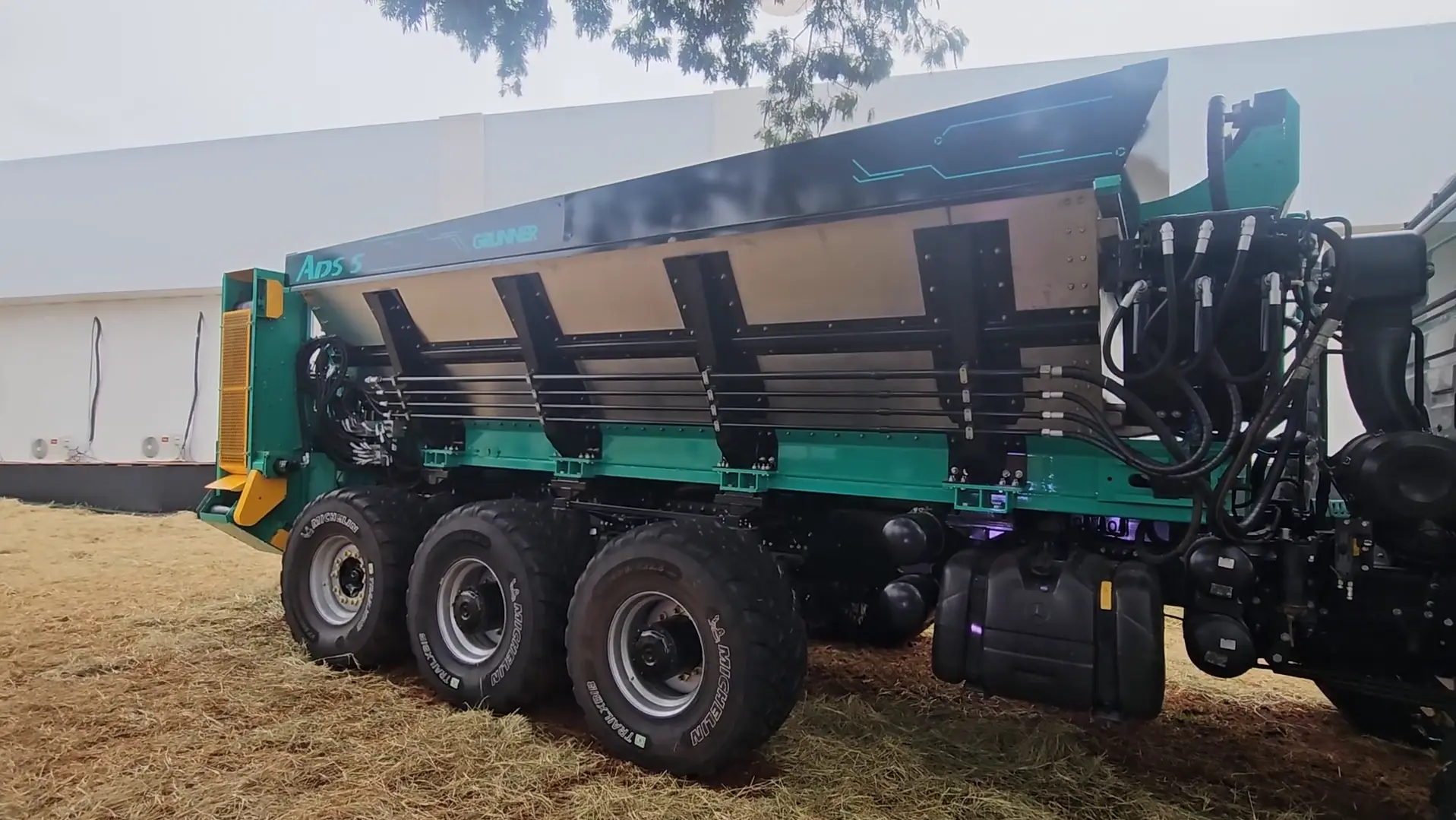 Grunner lança ADS S, equipamento voltado à aspersão de sólidos